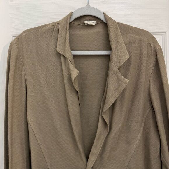 CP Shades 100% Rayon Long Trench Jacket Size Medium Tan Beige Collared Flowy - Picture 3 of 8
